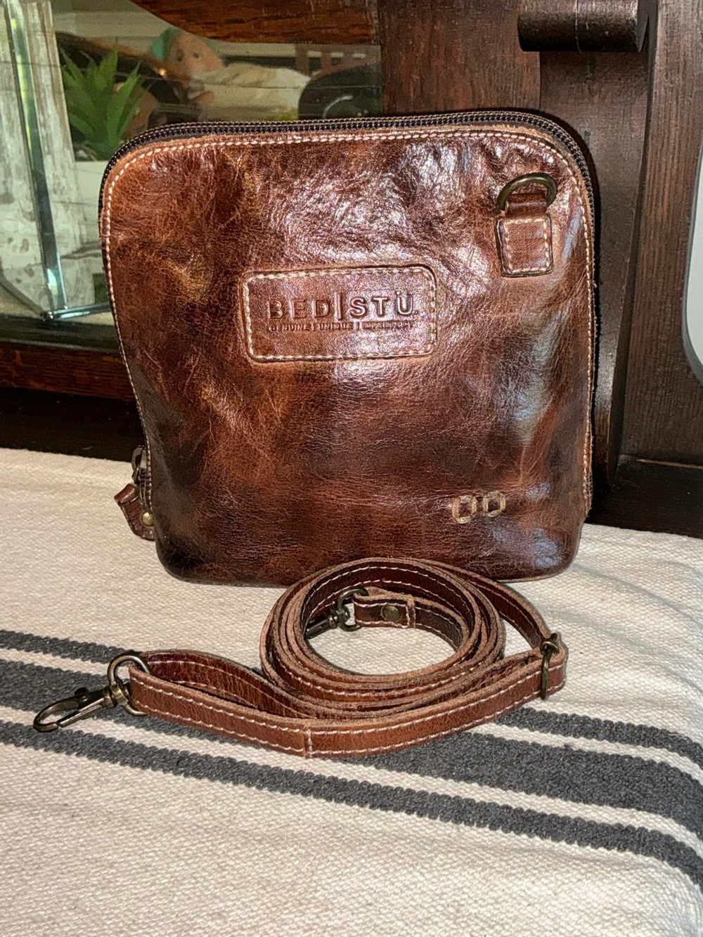 NWOT Bed Stu Leather Ventura Clutch Crossbody Belt Bag Teak Rustic Retail $155
